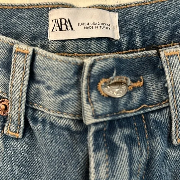 NWT Women’s Zara High Rise Wide Leg Denim Jeans Size 34 US (2) - Picture 4 of 10